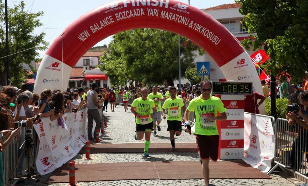 New Balance Bozcaada Yarı Maratonu Ve 10K Koşusu 13 Mayıs Cumartesi