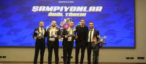 “TMF Şampiyonlar Ödül Töreni” İzmir’de düzenlendi. 