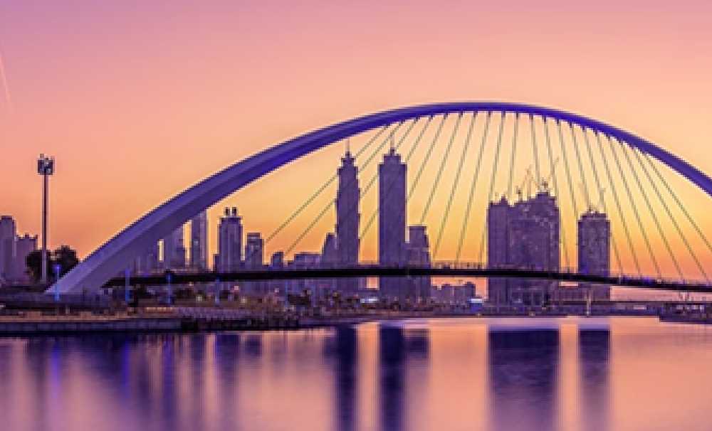 Emirates, bu yaz Dubai'yi ziyaret etmeyi planlayan tatilseverler için yeni bir kampanya duyurdu.