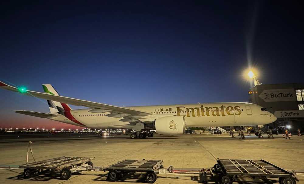  Emirates,Airbus A350 uçağını Dubai ve İstanbul arasında resmi olarak hizmete soktu.