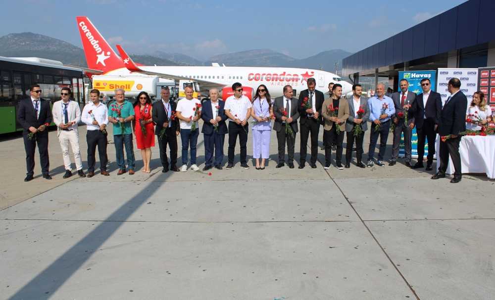 Gazipaşa-Alanya Havalimanı,Corendon’un Brüksel’den gerçekleştirdiği ilk uçuşu törenle karşıladı.