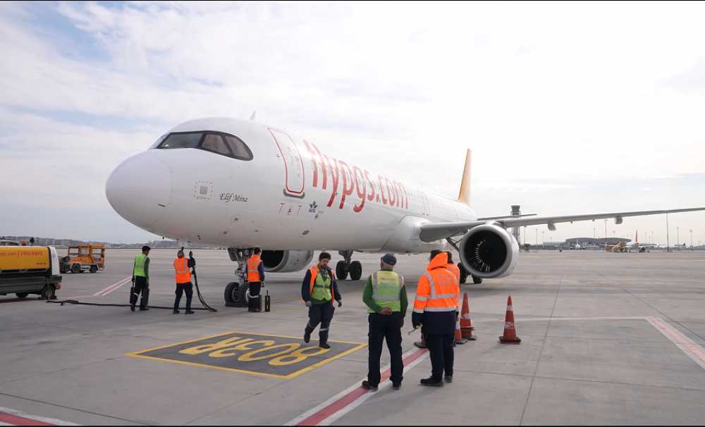 Pegasus Uçağı 52 gün sonra Sabiha Gökçen’de alkışlarla karşılandı