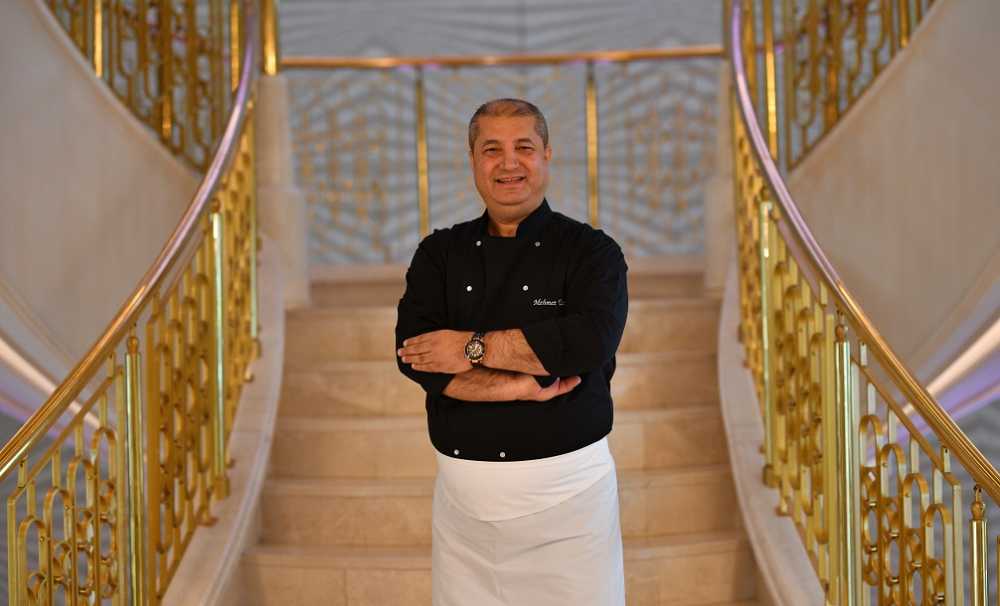 Elite World Hotels’in Mutfaklar Koordinatörü Mehmet Uzunöz oldu.
